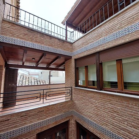 Toledoaloja - Estudio En Toledo Apartment Exterior photo